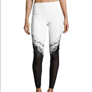 Alo Verse Leggings